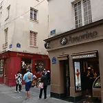 Appartement de Charme sur l\'Île Saint-Louis - Élégance&Authenticité au Cœur de Paris